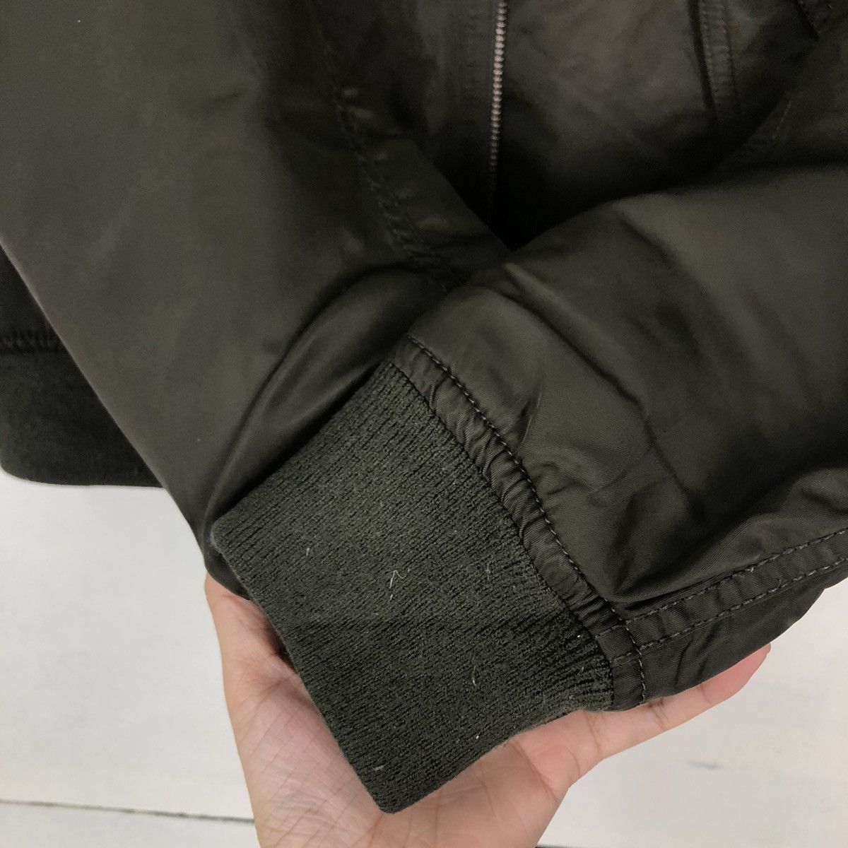 Japanese Brand VINTAGE BOMBER JACKET RIOT RIOT DESIGN UNIQLO JAPAN Size US M / EU 48-50 / 2 - 11 Thumbnail