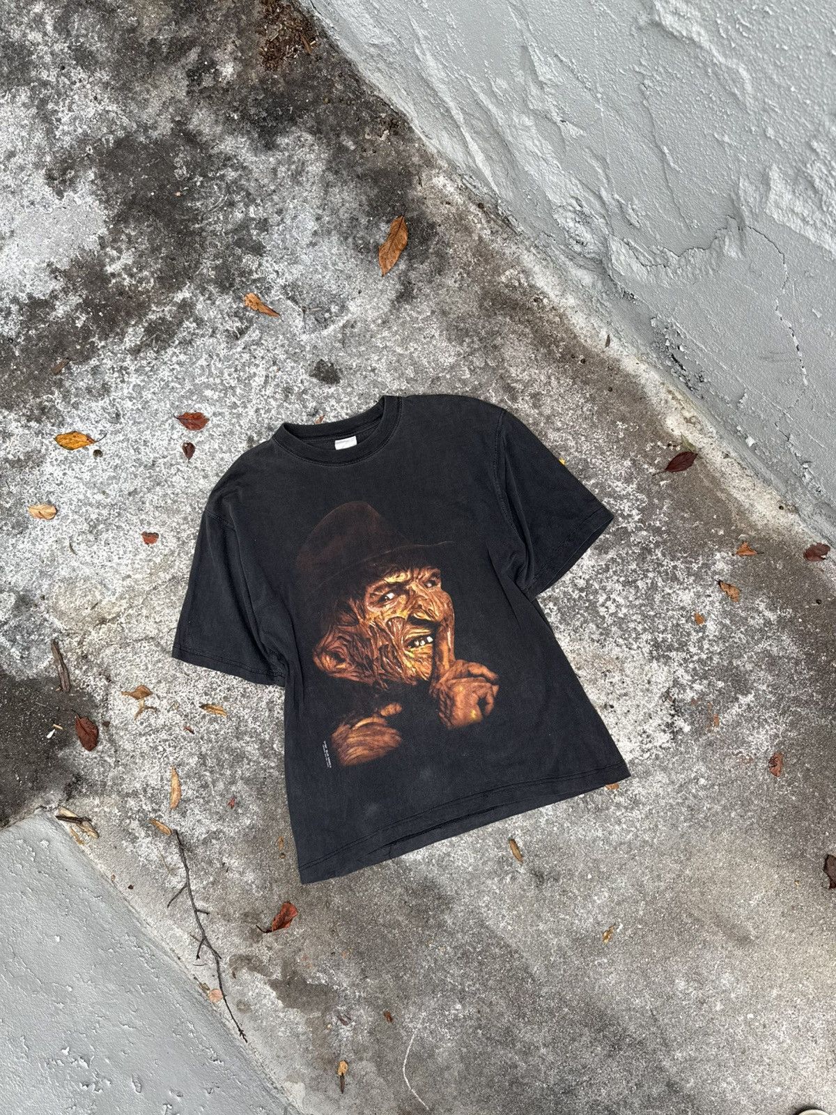 Other Vintage 1997 Freddy Krueger T-Shirt Size US L / EU 52-54 / 3 - 1 Thumbnail
