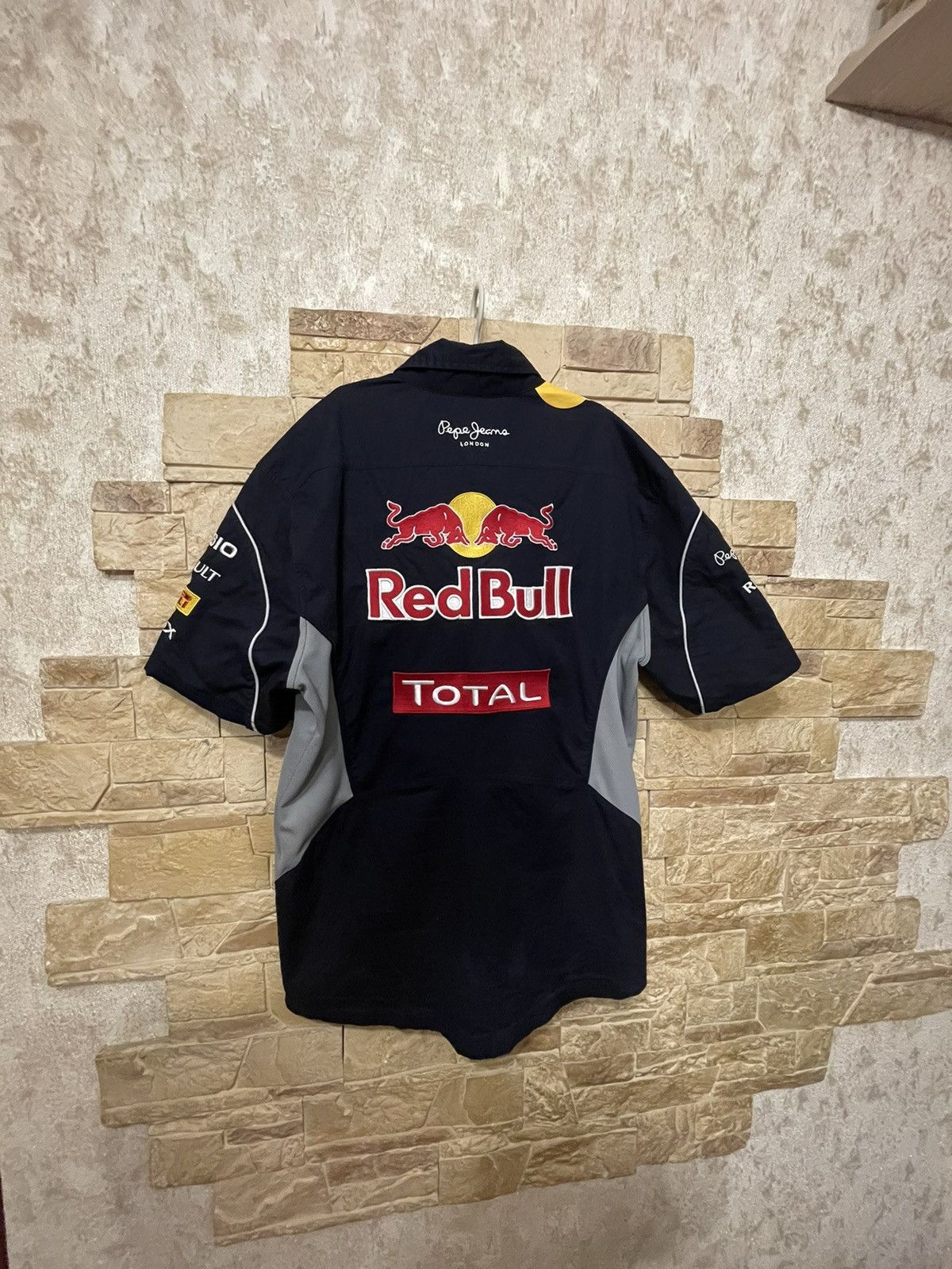Pepe Jeans × Red Bull Pepe Jeans Red Bull Racing F1 Shirt Size US M / EU 48-50 / 2 - 10 Thumbnail