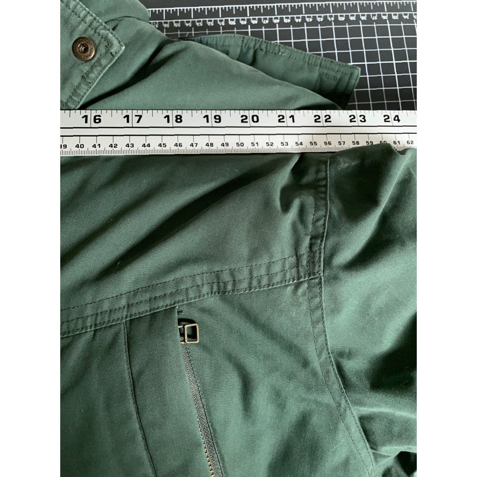 Vintage Woolrich Goose Down Parka Jacket Men's Large Dark Green Insulated Hooded Casual Outdoor Size US L / EU 52-54 / 3 - 7 Thumbnail