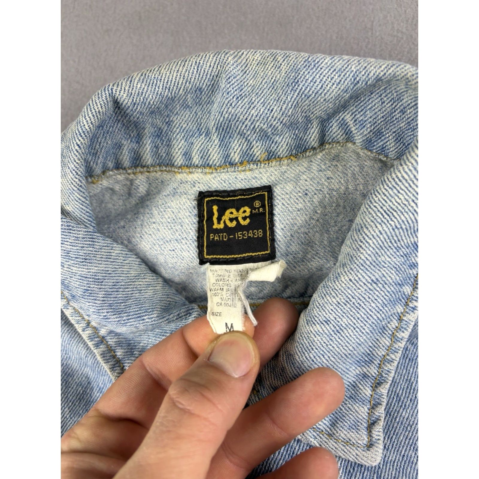 Lee VINTAGE Lee Denim Jacket Men’s M Blue 90s New Orleans Hard Rock Cafe Embroidered Bomber USA Button Size US M / EU 48-50 / 2 - 4 Thumbnail