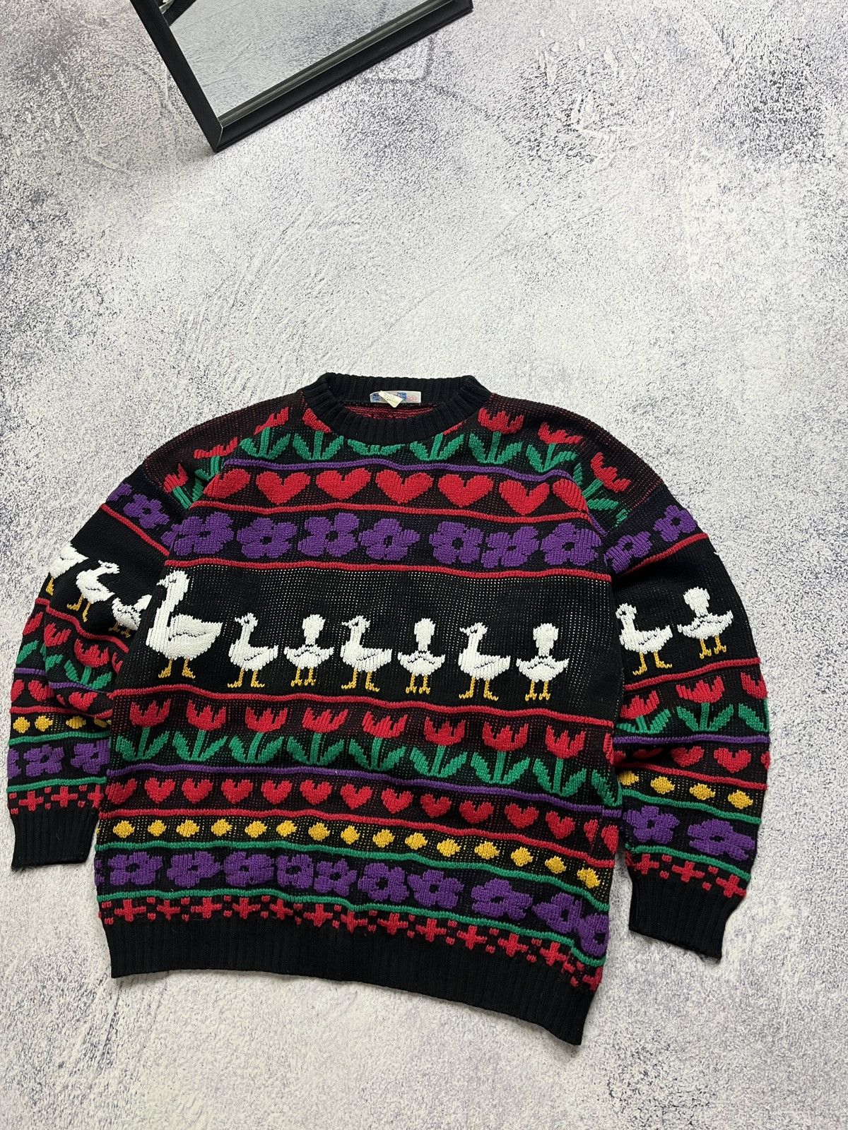 Vintage Vintage All Over Pattern “Ducks & Flowers” Knit Sweater Size US S / EU 44-46 / 1 - 3 Thumbnail