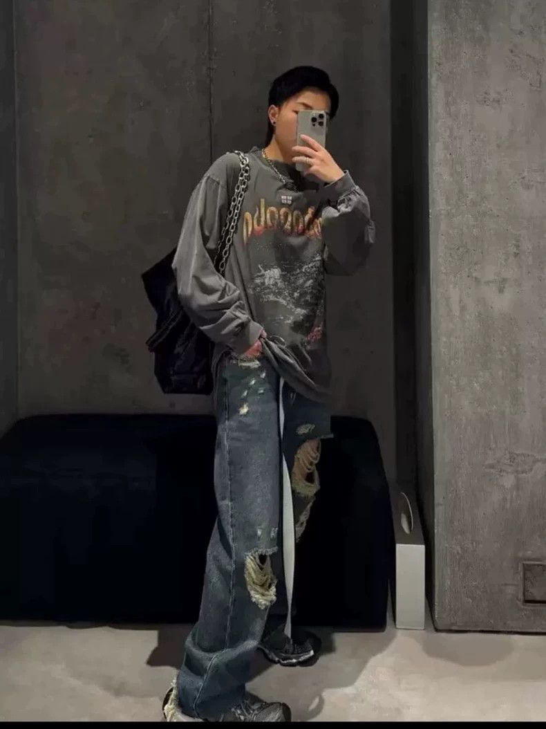 Balenciaga Balenciaga SS25 Georgia Nightscape Wash Long Sleeve 2504-Ne Size US XL / EU 56 / 4 - 7 Thumbnail