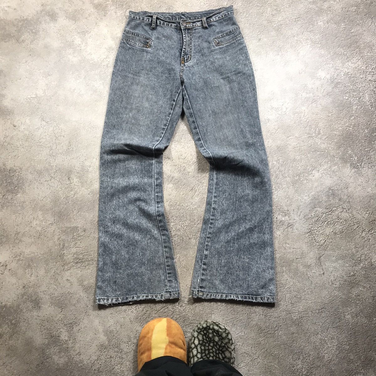 Vintage Vintage 90s Distressed Baggy Jeans Grunge Thrashed Denim 29 Size 29" - 2 Thumbnail