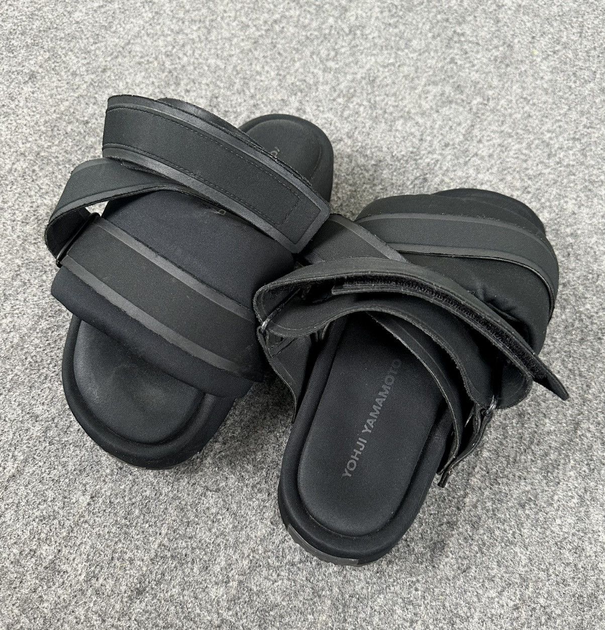 Y-3 × Yohji Yamamoto Y-3 Yohji Yamamoto Black Strapped Sandals Cloth Size US 6 / IT 36 - 6 Thumbnail