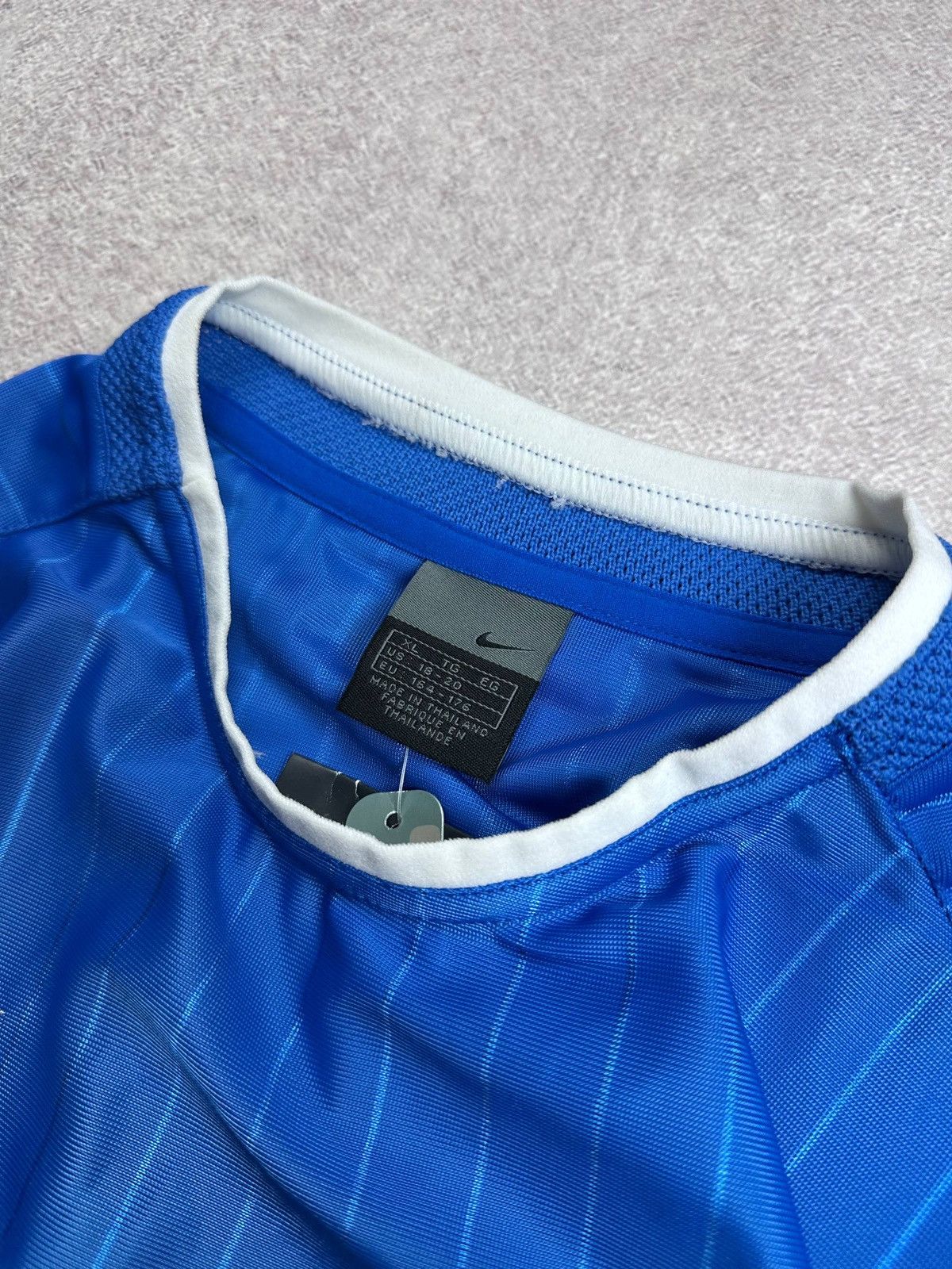 Nike Vintage 90s NWT Nike Block Soccer Sweatshirt L Size US L / EU 52-54 / 3 - 3 Thumbnail