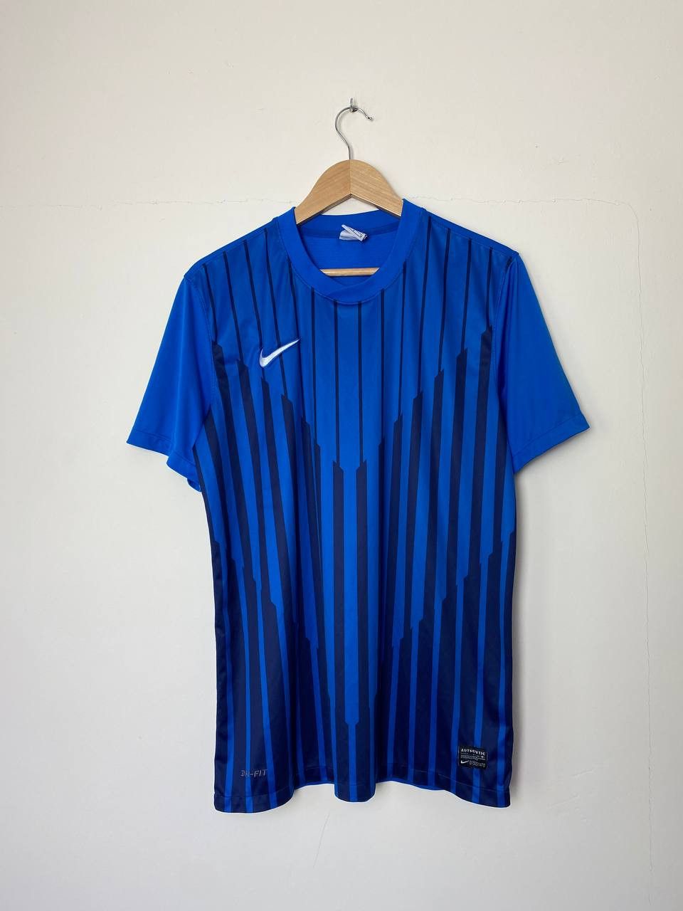 Nike Nike Dri-Fit Striped Streetwear Blockcore Jersey Shirt Size US M / EU 48-50 / 2 - 1 Thumbnail
