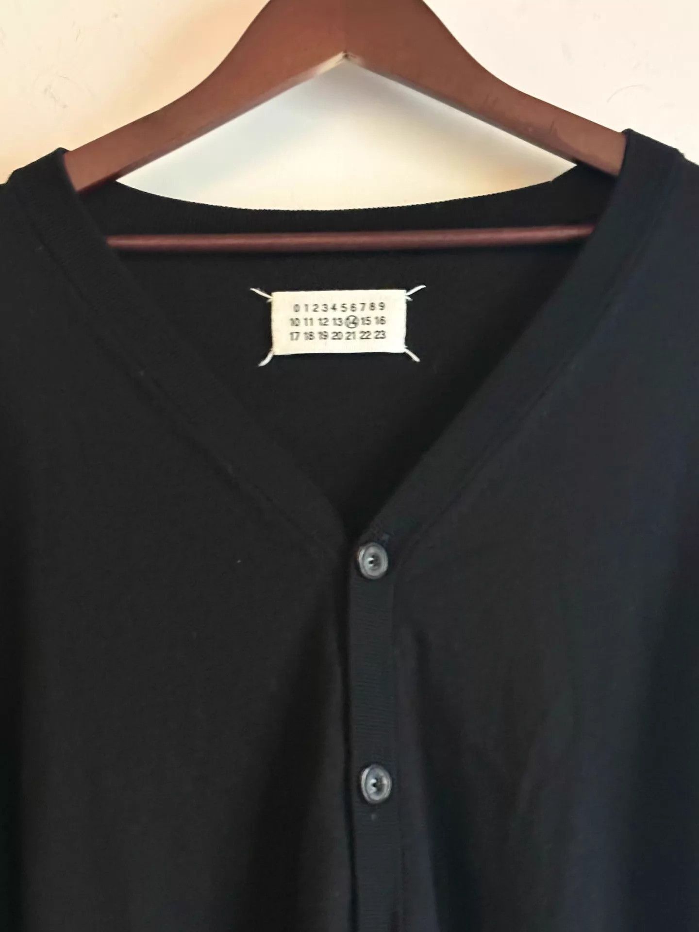 Maison Margiela Black Long-Sleeve Button-Front Cardigan Size US M / EU 48-50 / 2 - 3 Thumbnail