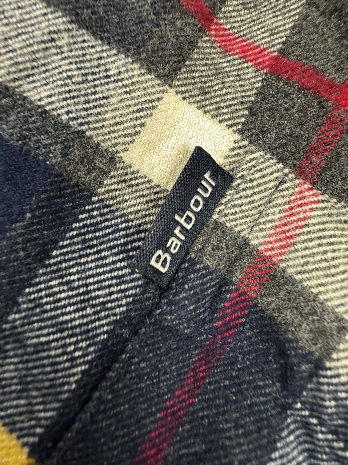 Barbour × Vintage Barbour castlebay flannel shirt classic pattern check tartan Size US S / EU 44-46 / 1 - 11 Thumbnail