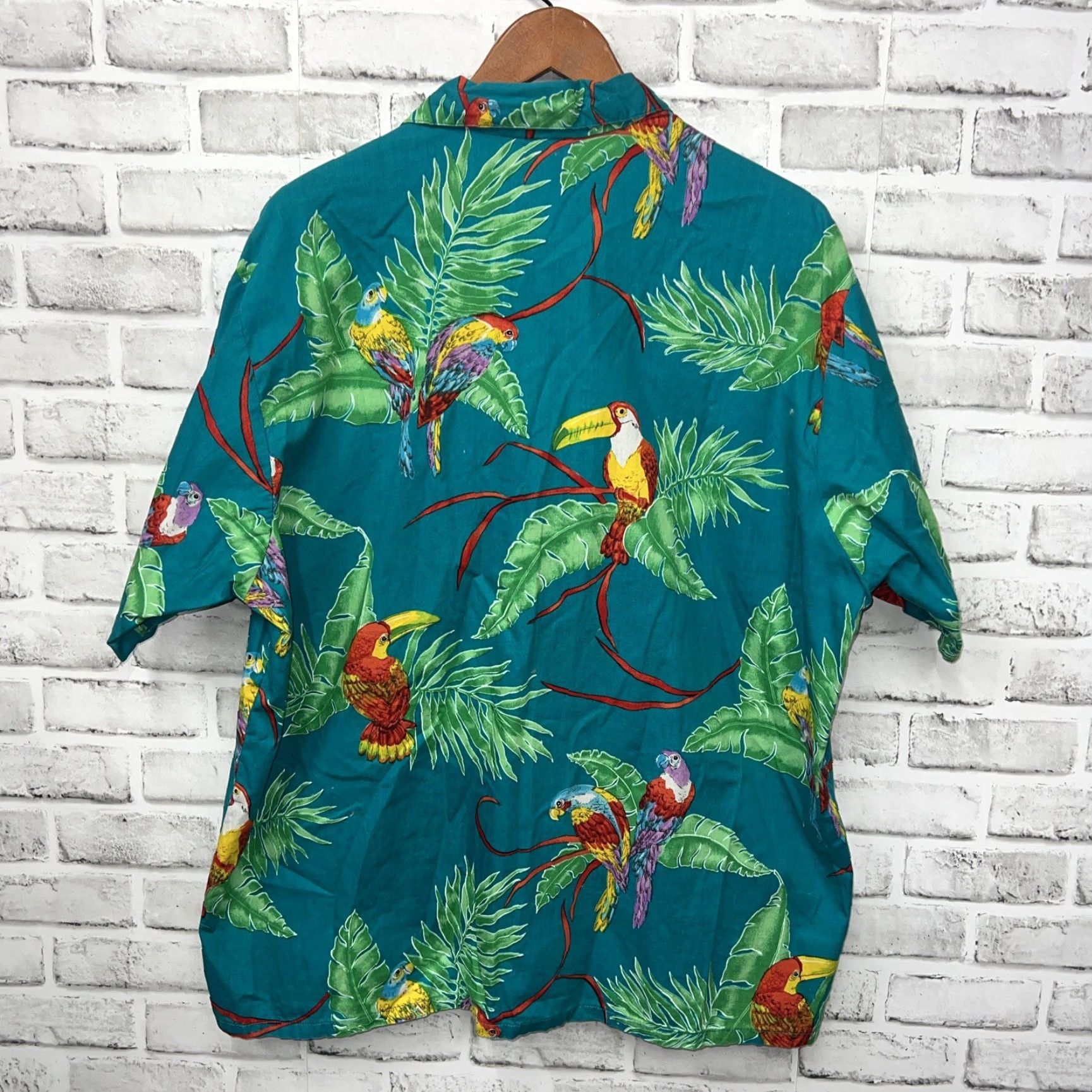 Paradise Barefoot In Paradise Hawaiian Shirt Adult XL Multicolor Short Sleeve Button-Up Mens Size US XL / EU 56 / 4 - 4 Thumbnail