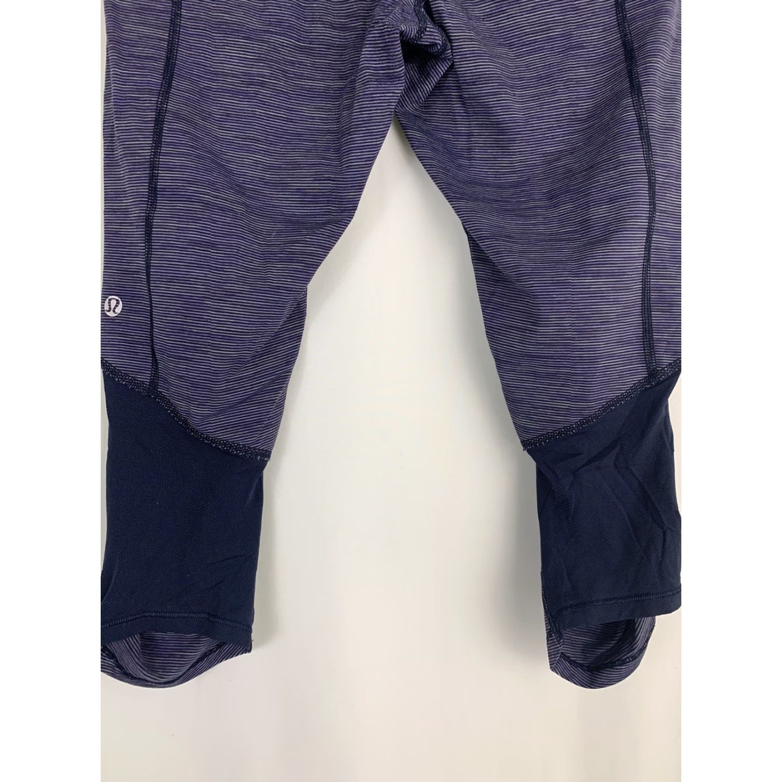 Lululemon Lululemon Leggings Purple Blue Stripe Cropped 19in Inseam Size 6 Womens Activewear Shorts? Size 28" / US 6 / IT 42 - 7 Thumbnail