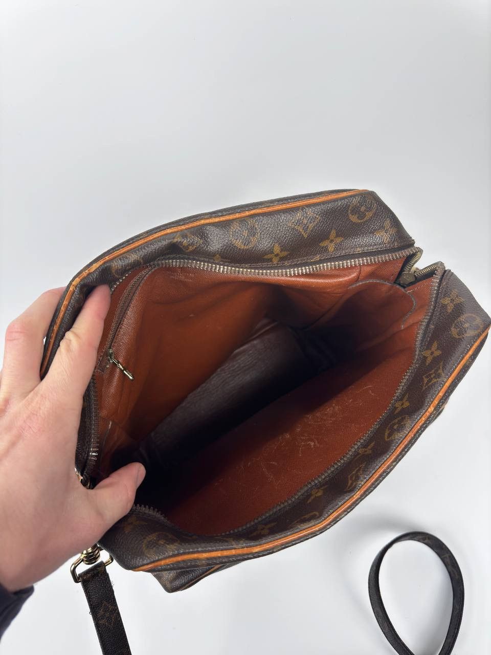 Louis Vuitton Vintage Louis Vuitton Monogram Amazon Shoulder Bag Size ONE SIZE - 13 Thumbnail