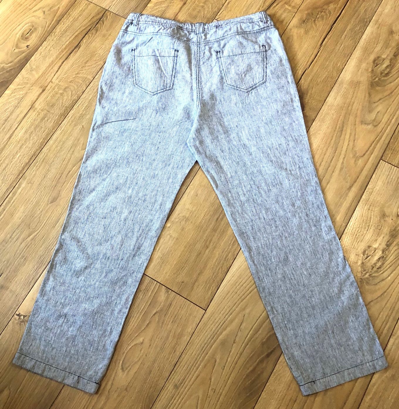 Other Women's linen trousers with white blue stripes, size L/40-42 Size 27" / US 4 / IT 40 - 6 Thumbnail