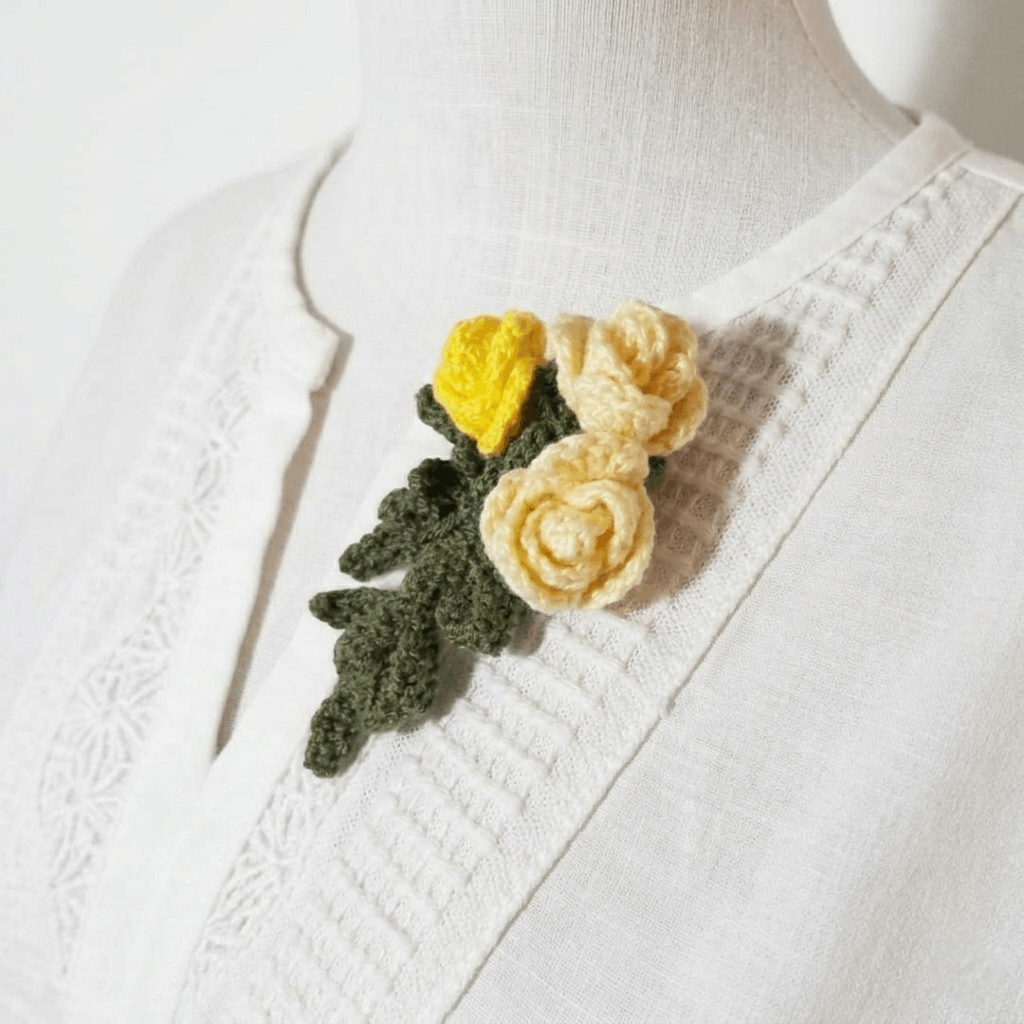 Handmade Rose Corsage Brooch Handmade Magnetic Lapel Pin Size ONE SIZE - 4 Thumbnail