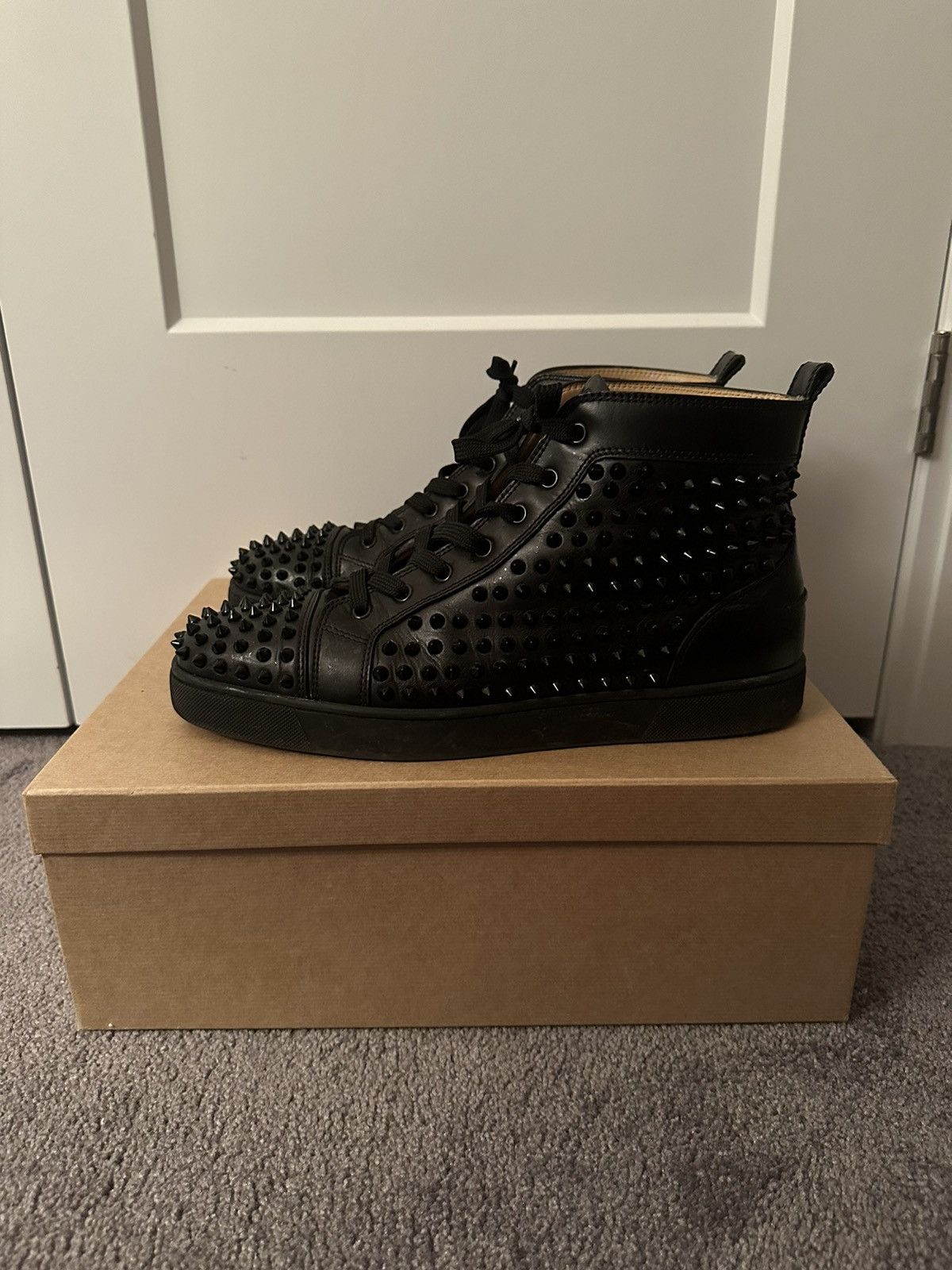 Christian Louboutin Christian Louboutin red bottoms spikes Size US 11 / EU 44 - 4 Thumbnail