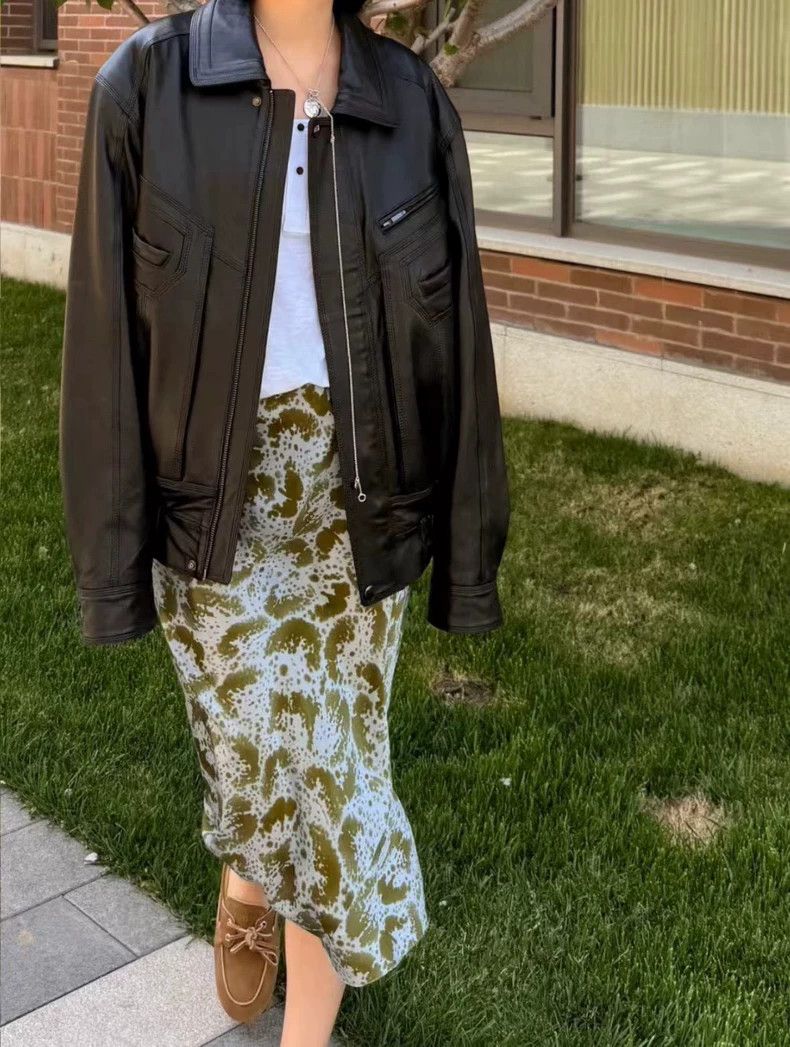 Dries Van Noten DRIES VAN NOTEN size:36 Green printed skirt Size 30" / US 8 / IT 44 - 1 Thumbnail