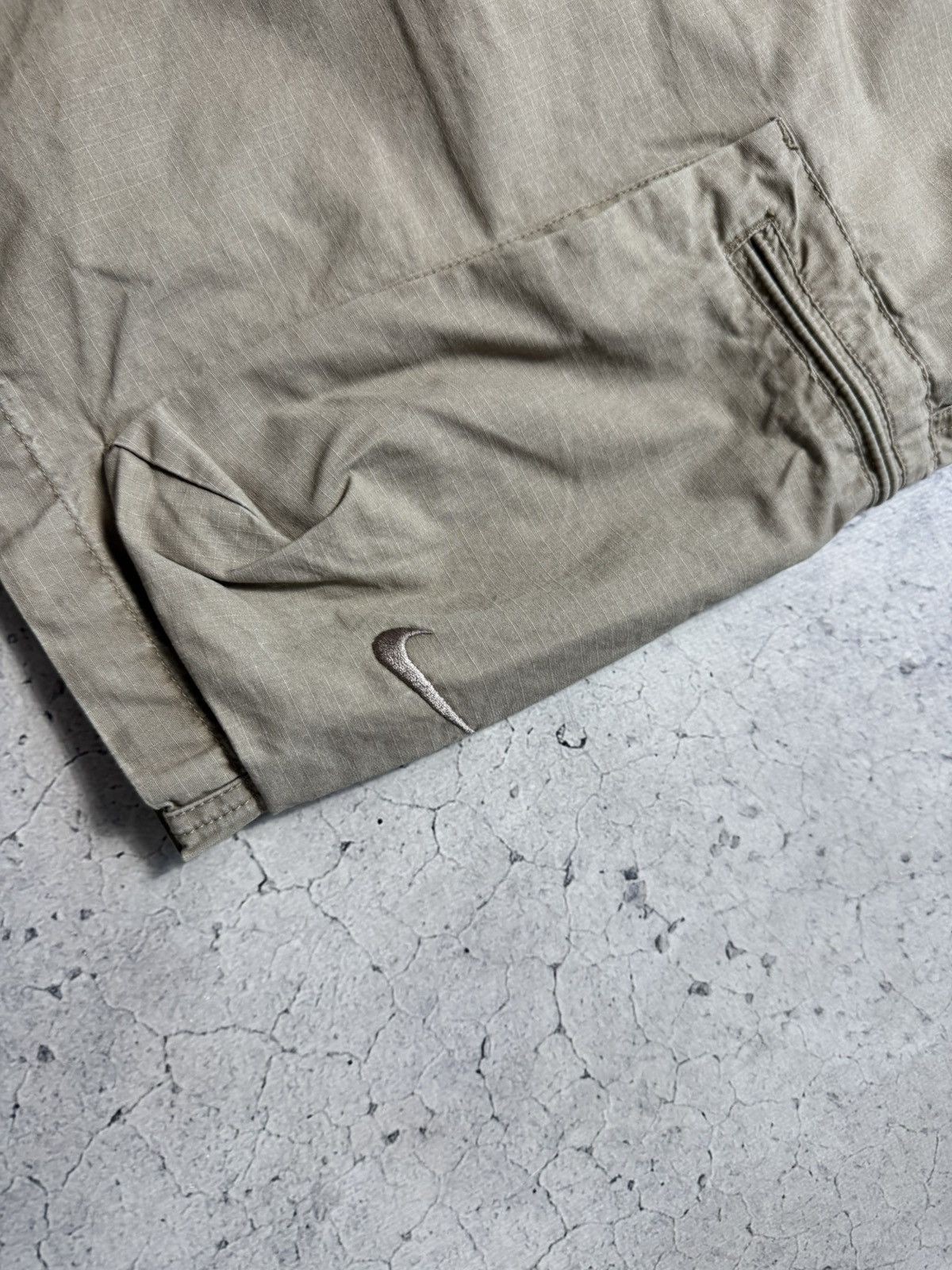 Nike × Nike ACG × Vintage Nike Vintage Cargo Shorts Drill Swoosh Size M Size US 32 / EU 48 - 3 Thumbnail