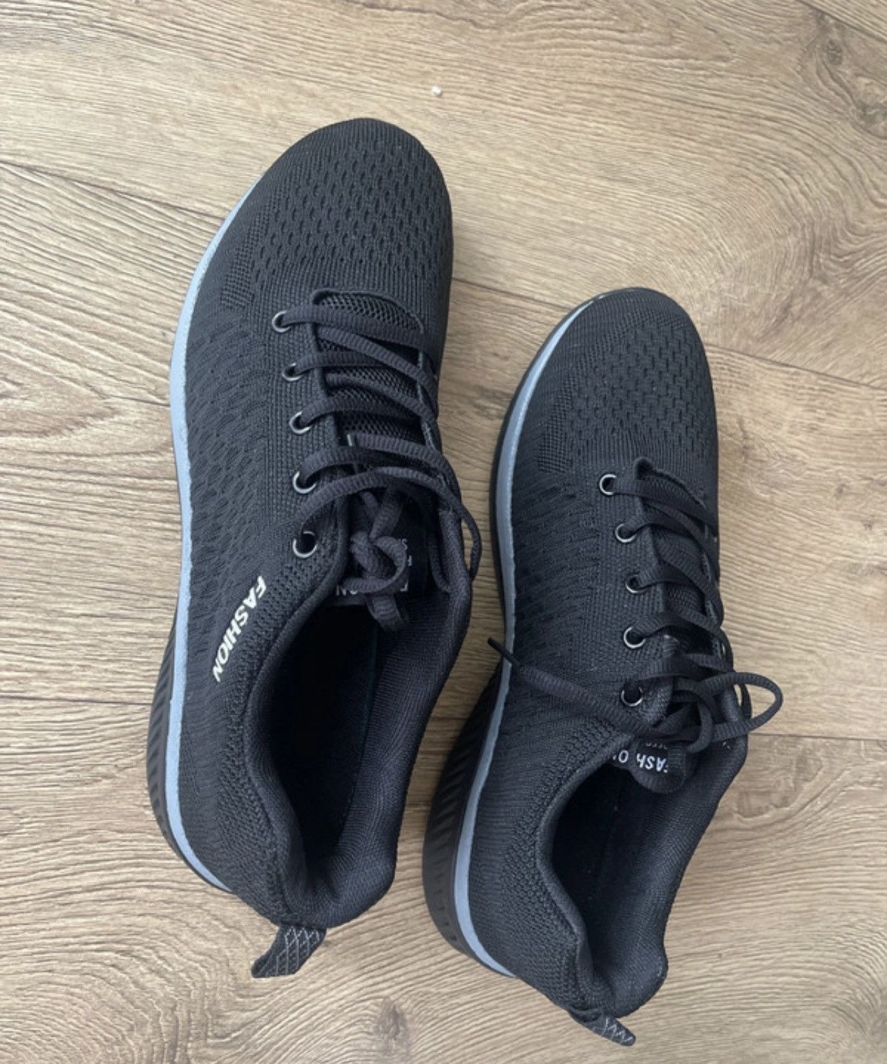 Other Casual running trainers (Unisex) Size US 9.5 / EU 42-43 - 5 Thumbnail