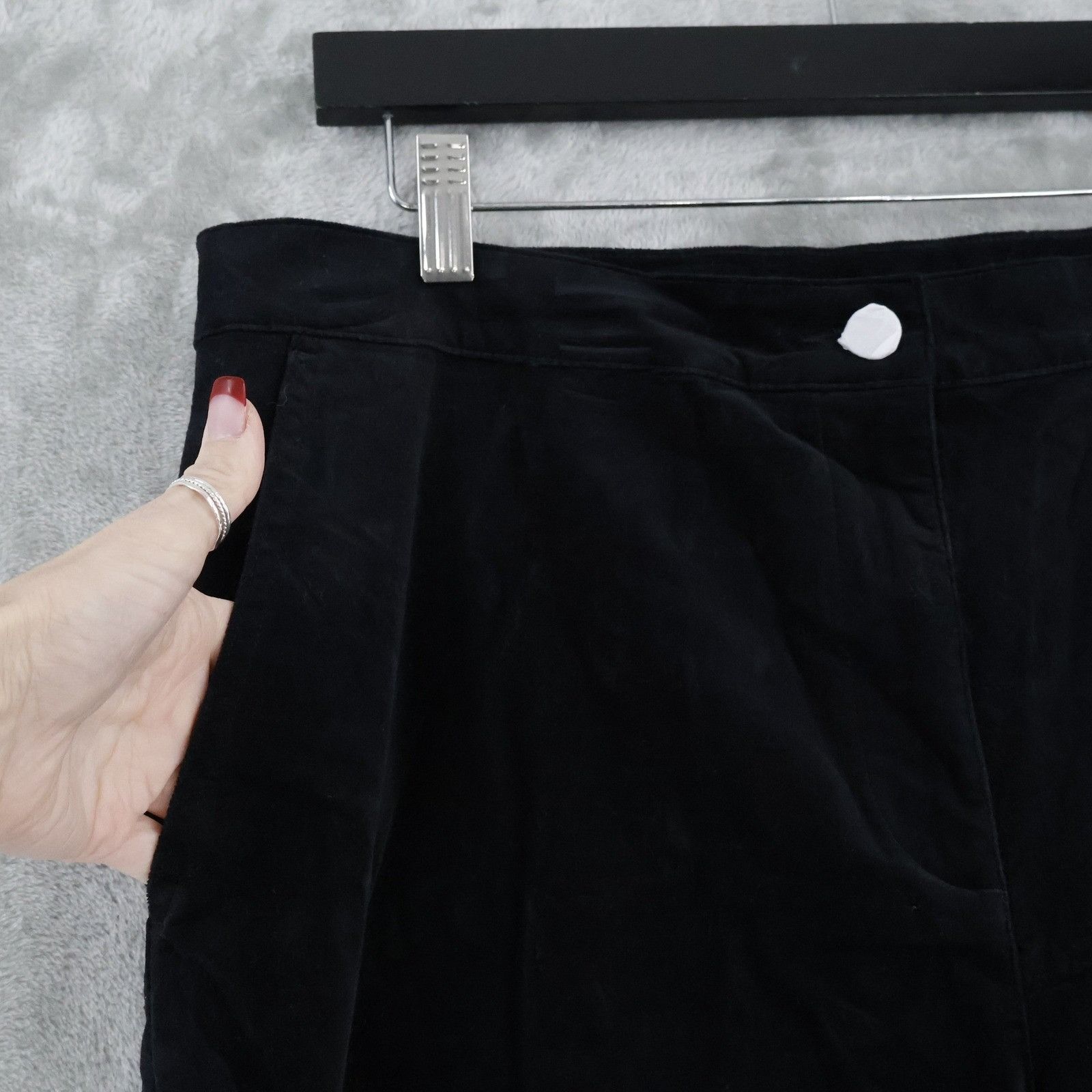Eileen Fisher Eileen Fisher Velveteen Wide Leg Ankle Pants Women L Black C Size 36" / US 14 / IT 50 - 8 Thumbnail