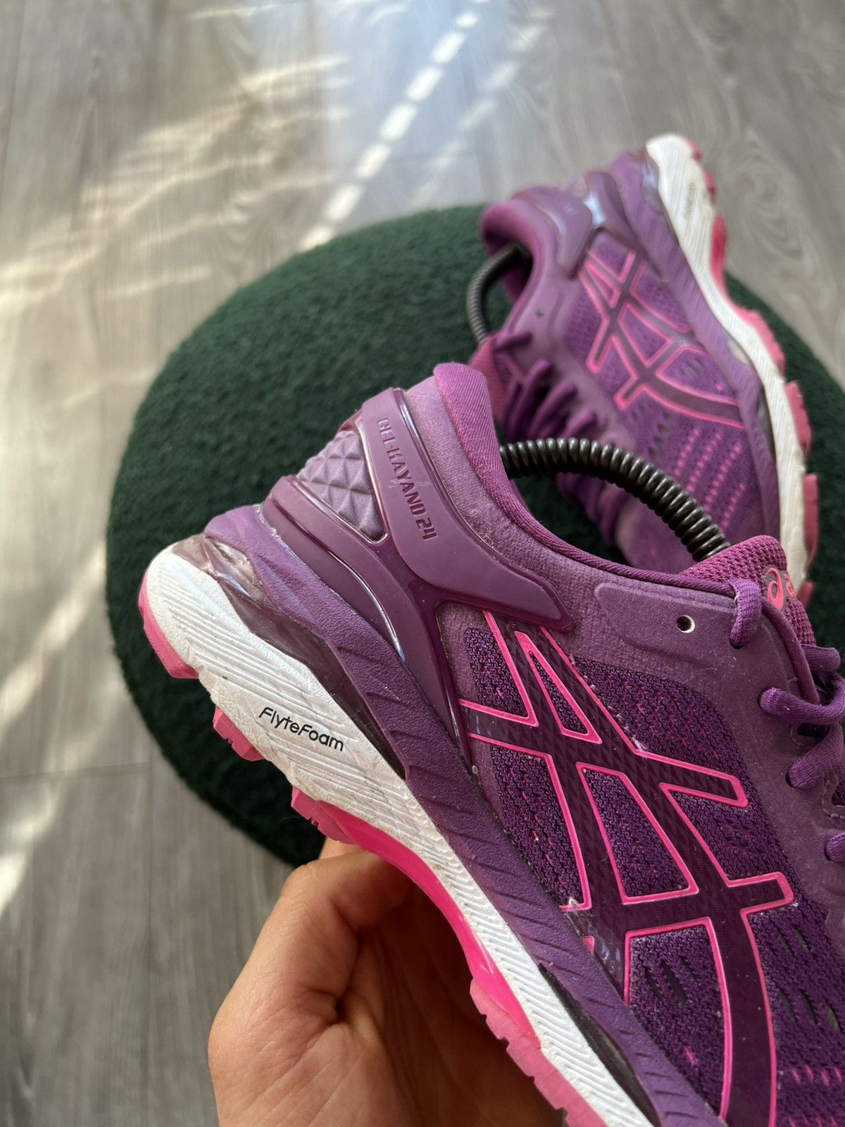 Asics ‼️Running Asics Gel Kayano 24 Flyte Style Trail Sneakers‼️ Size US 7.5 / EU 40-41 - 8 Thumbnail