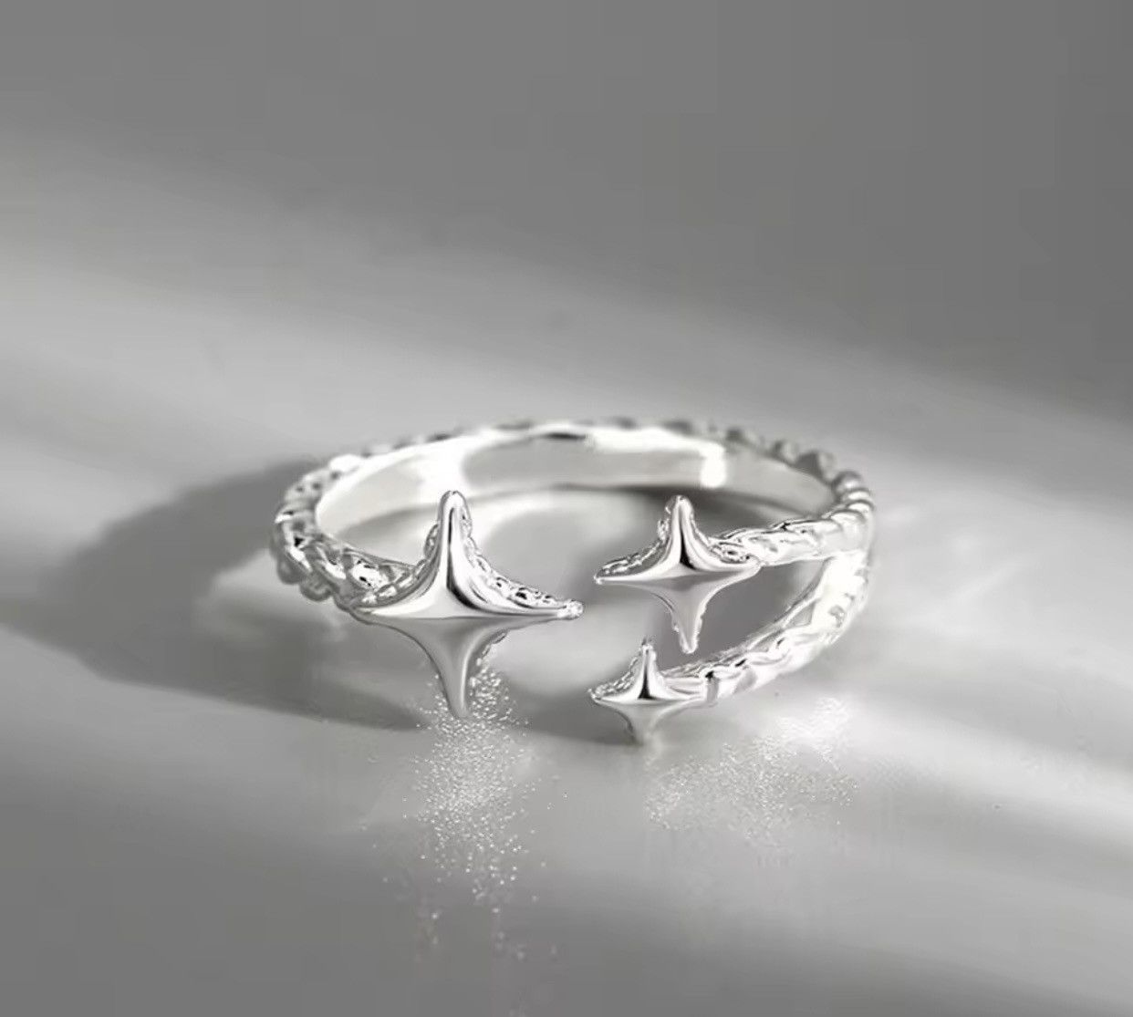 Jewelry Silver Color Four Pointed Star Rings Size ONE SIZE - 1 Thumbnail