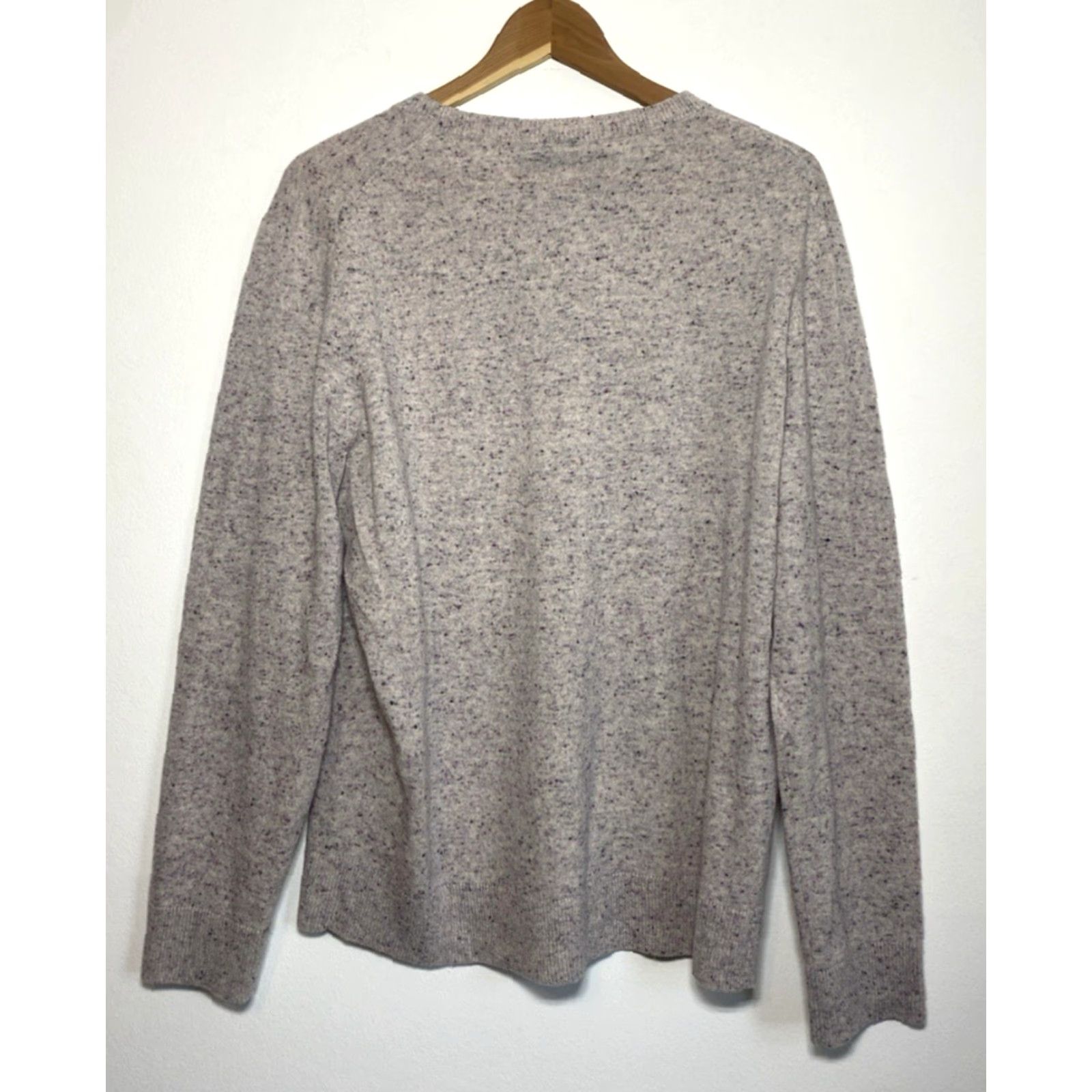 Vintage VINTAGE Redvanly Men's Gray Purple Merino Wool Crewneck Sweater L Pullover Knit 100% Merino Wool Classic Winter Casual Mens Size US L / EU 52-54 / 3 - 2 Thumbnail