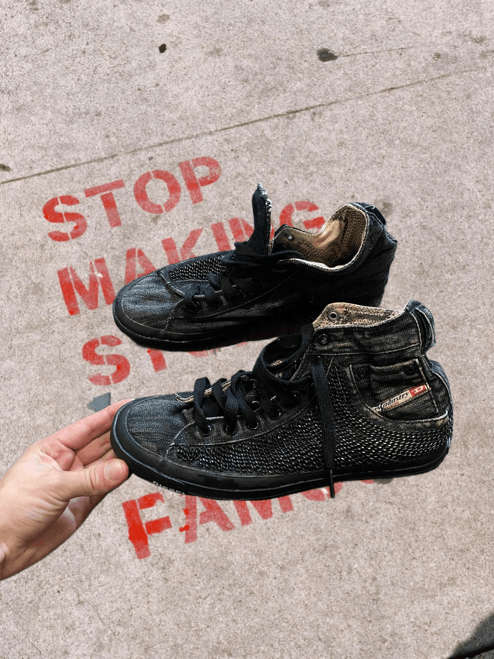 Diesel DIESEL STREETWEAR GRUNGE HI-TOP SNEAKERS Size US 9 / IT 39 - 1 Thumbnail