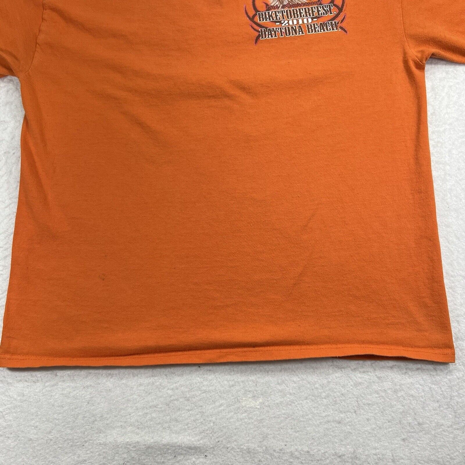 Delta Daytona Beach 2010 Biketoberfest Large Orange Graphic TShirt Size US L / EU 52-54 / 3 - 7 Thumbnail