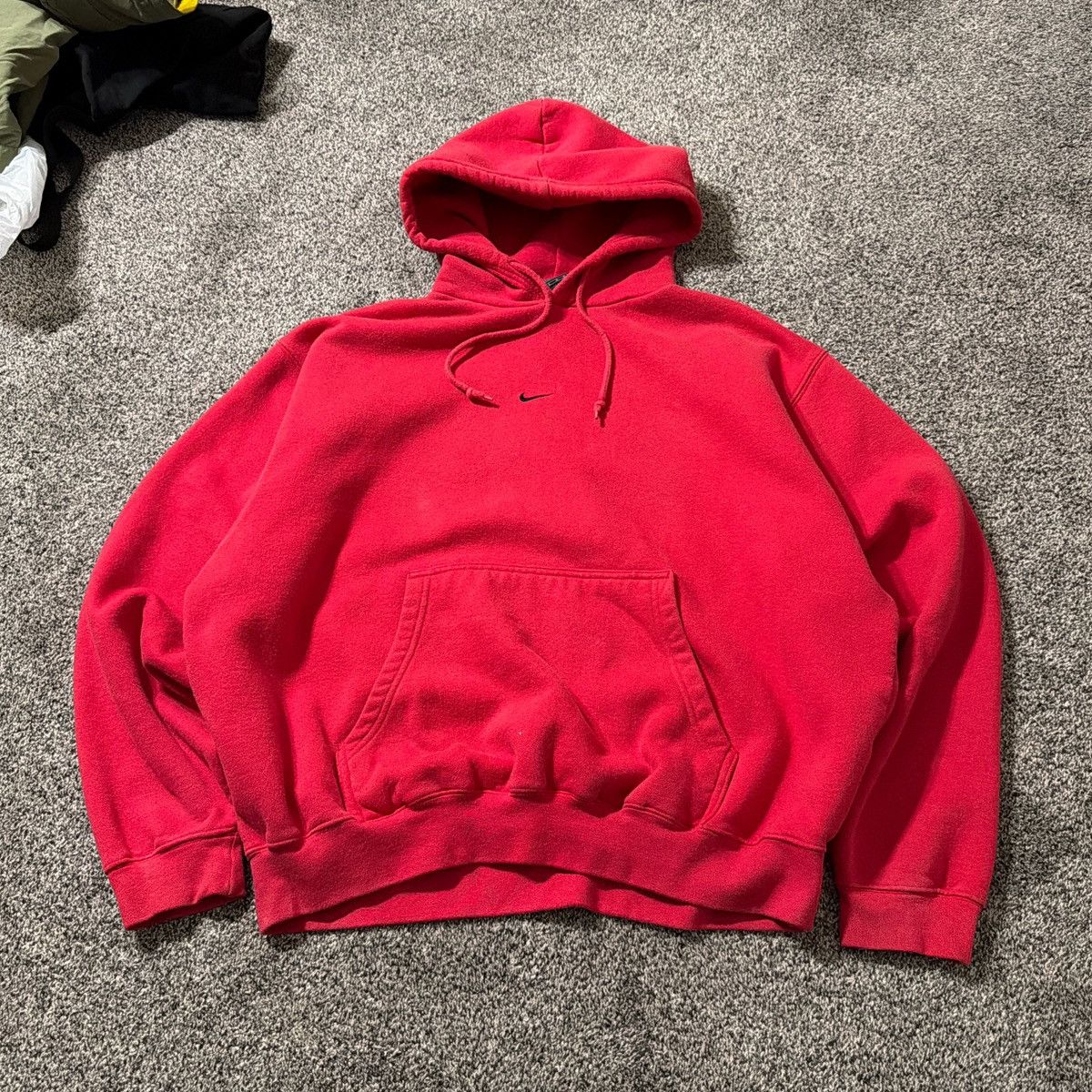 Nike Vintage Red 2000s Nike Center Swoosh Logo Hoodie L Size US L / EU 52-54 / 3 - 1 Thumbnail