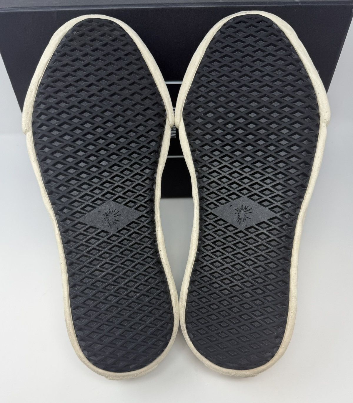Amiri Amiri x Maison Mihara Yasuhiro Bones Petrson OG Sole Sneaker Size US 12 / EU 45 - 6 Thumbnail