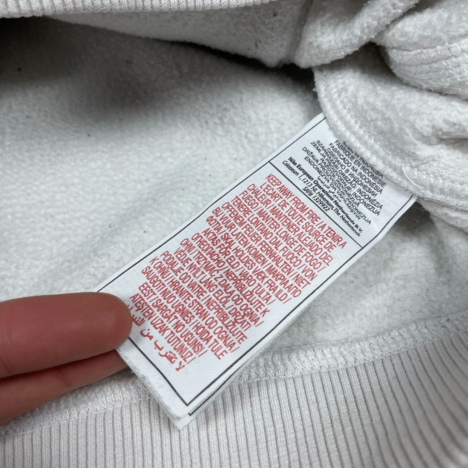 Nike × Vintage Nike Men White Swoosh Spellout Long Sleeve Pullover Hoodie M Size US M / EU 48-50 / 2 - 10 Thumbnail