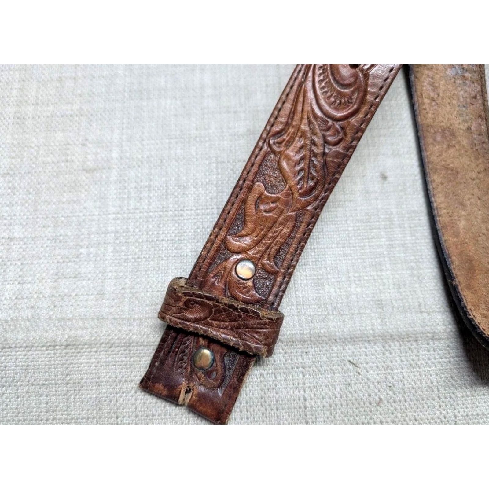 Vintage VINTAGE Silver Creek belt western belt Tooled cowhide leather 42 brown USA Made 42/43 Buckle Western Mens Size 42 - 4 Thumbnail
