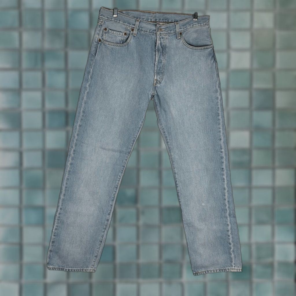 Levi's VINTAGE Levi’s 501 Jeans Men's Straight W36 L34 Light Wash Blue Button Fly 90s Mens Jeans Styles: Straight 501 Levis 501 Size US 36 / EU 52 - 1 Thumbnail