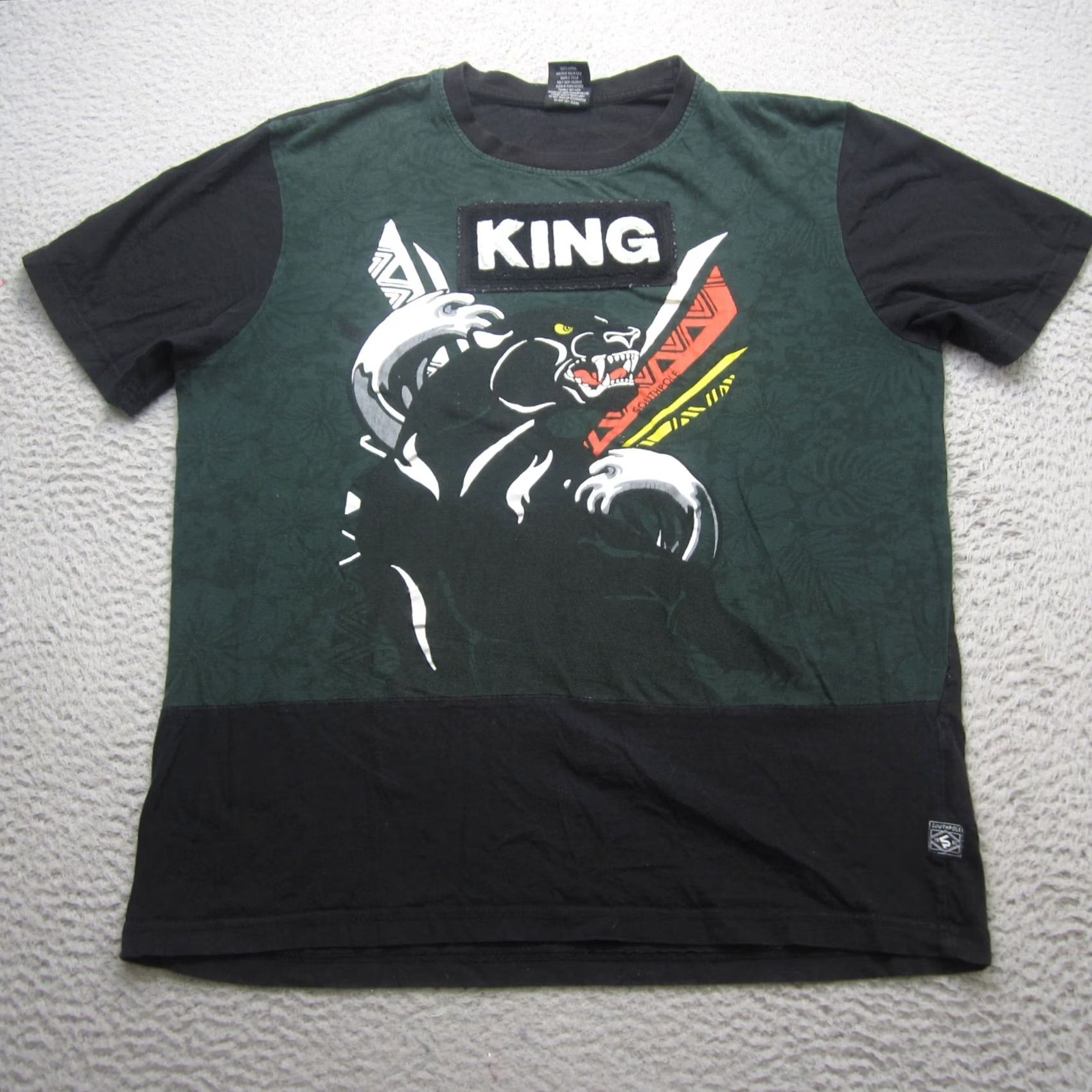 Southpole VINTAGE Southpole Shirt Mens Large Green King Jaguar Print Streetwear 90s Y2K Hiphop Mens Shirts Size US L / EU 52-54 / 3 - 2 Thumbnail