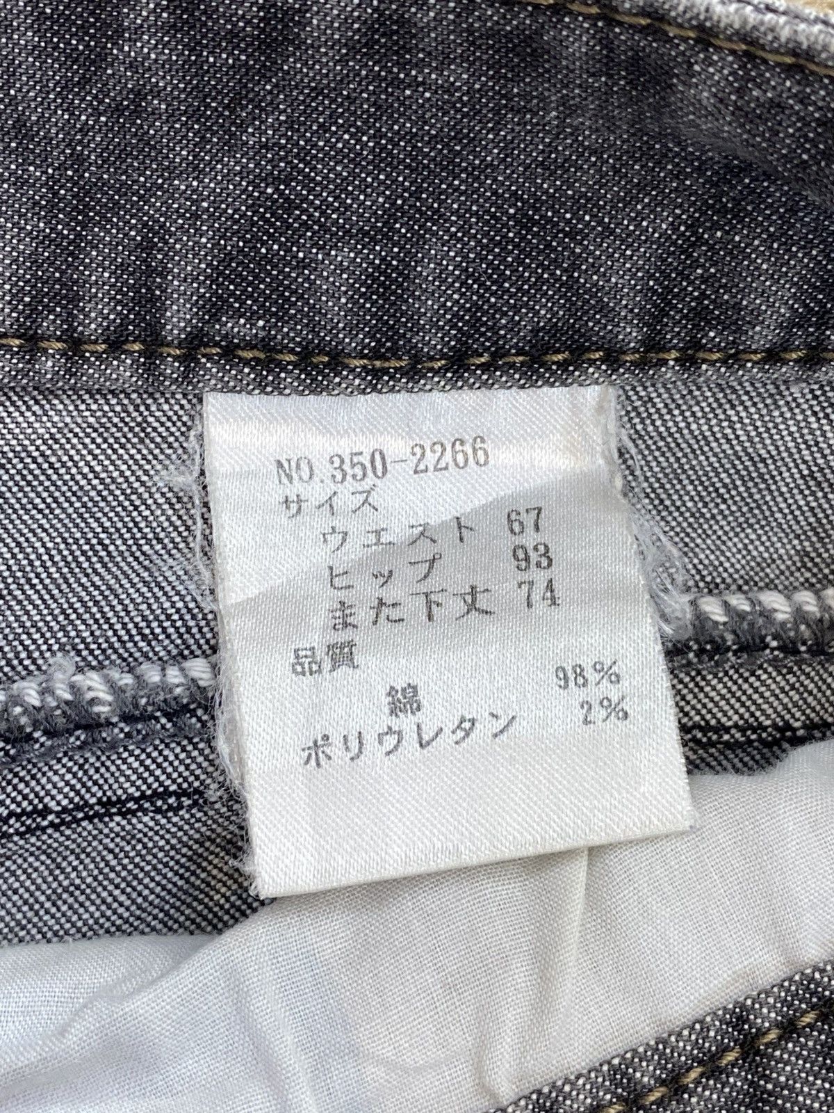 Japanese Brand Vintage Japanese Brand Embroidery Flaired Jeans Size US 29 - 10 Thumbnail