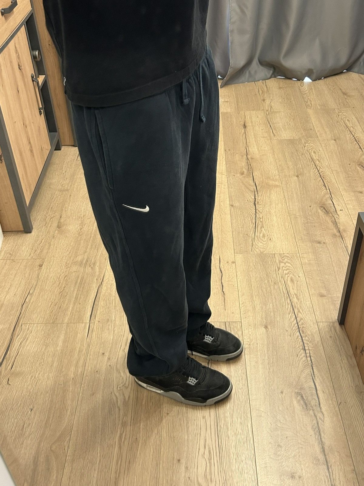 Nike Nike baggy sweatpants joggers 90s y2k drill uk swag skate Size US 34 / EU 50 - 2 Thumbnail