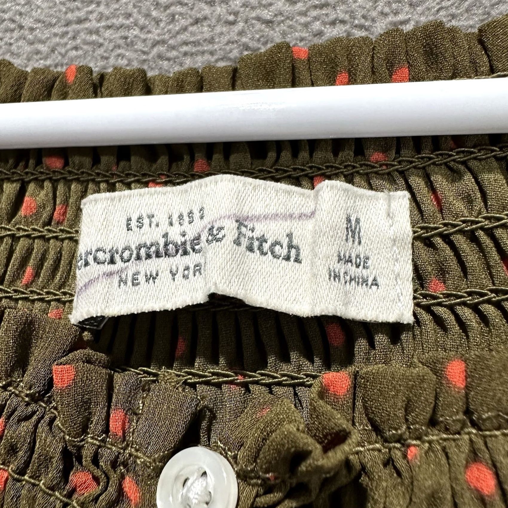 Abercrombie & Fitch Abercrombie & Fitch Blouse Womens M Polka Dot Off Shoulder Long Sleeve Casual EUC Event 90s? Size M / US 6-8 / IT 42-44 - 5 Thumbnail