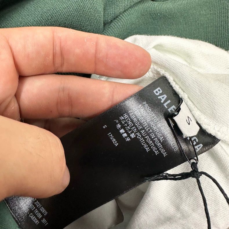 Balenciaga Balenciaga Ice crack Destroyed burst letter Size US S / EU 44-46 / 1 - 4 Thumbnail