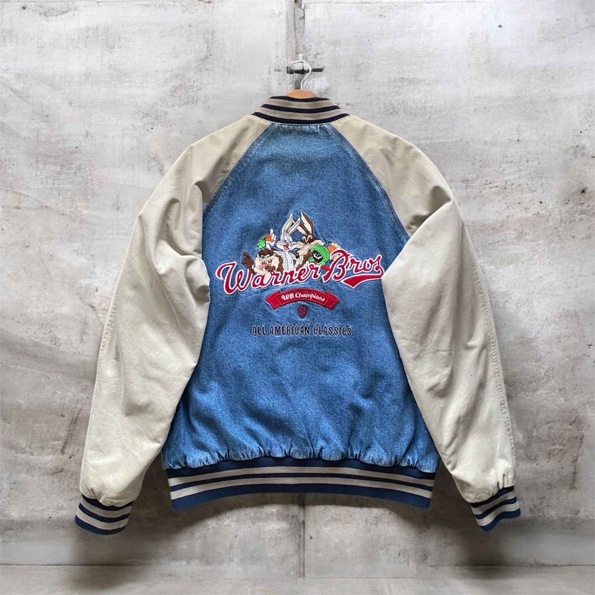 Warner Bros Looney Tunes Warner Bros Vintage Denim Bomber Size US L / EU 52-54 / 3 - 1 Thumbnail