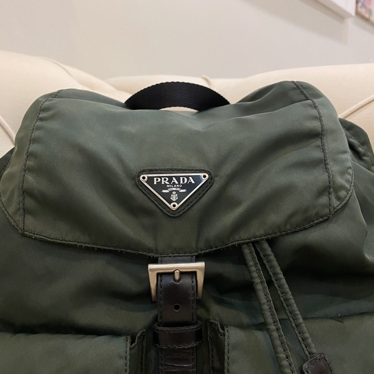 Vintage Vintage Prada Green Nylon Vela Backpack Size ONE SIZE - 6 Thumbnail