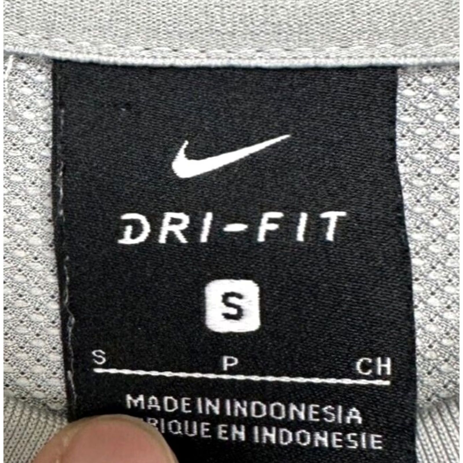 Nike Nike Dri-Fit Sweatshirt Pullover Crew Neck Mens Small Gray Soccer Goalie Size US S / EU 44-46 / 1 - 5 Thumbnail
