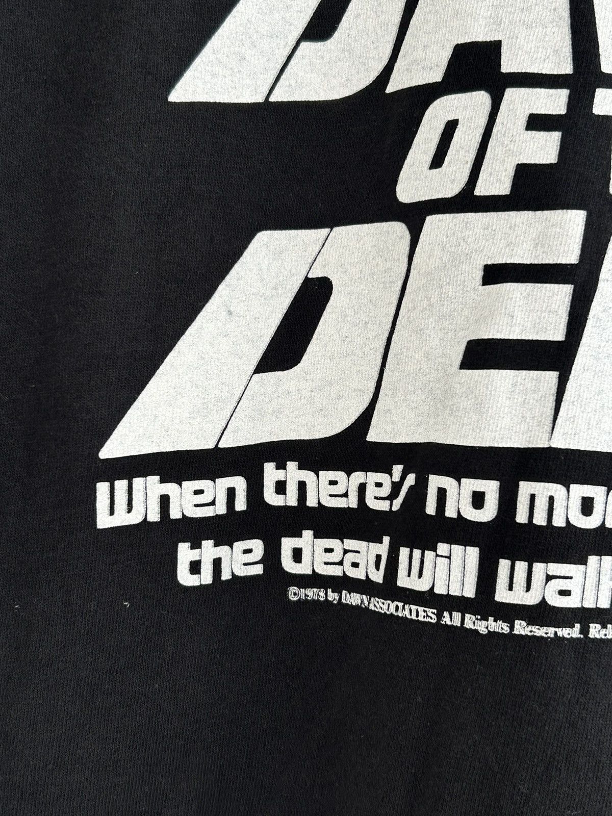 Fruit Of The Loom True Vintage❗️78’ Dawn Of the Dead Size US XL / EU 56 / 4 - 4 Thumbnail