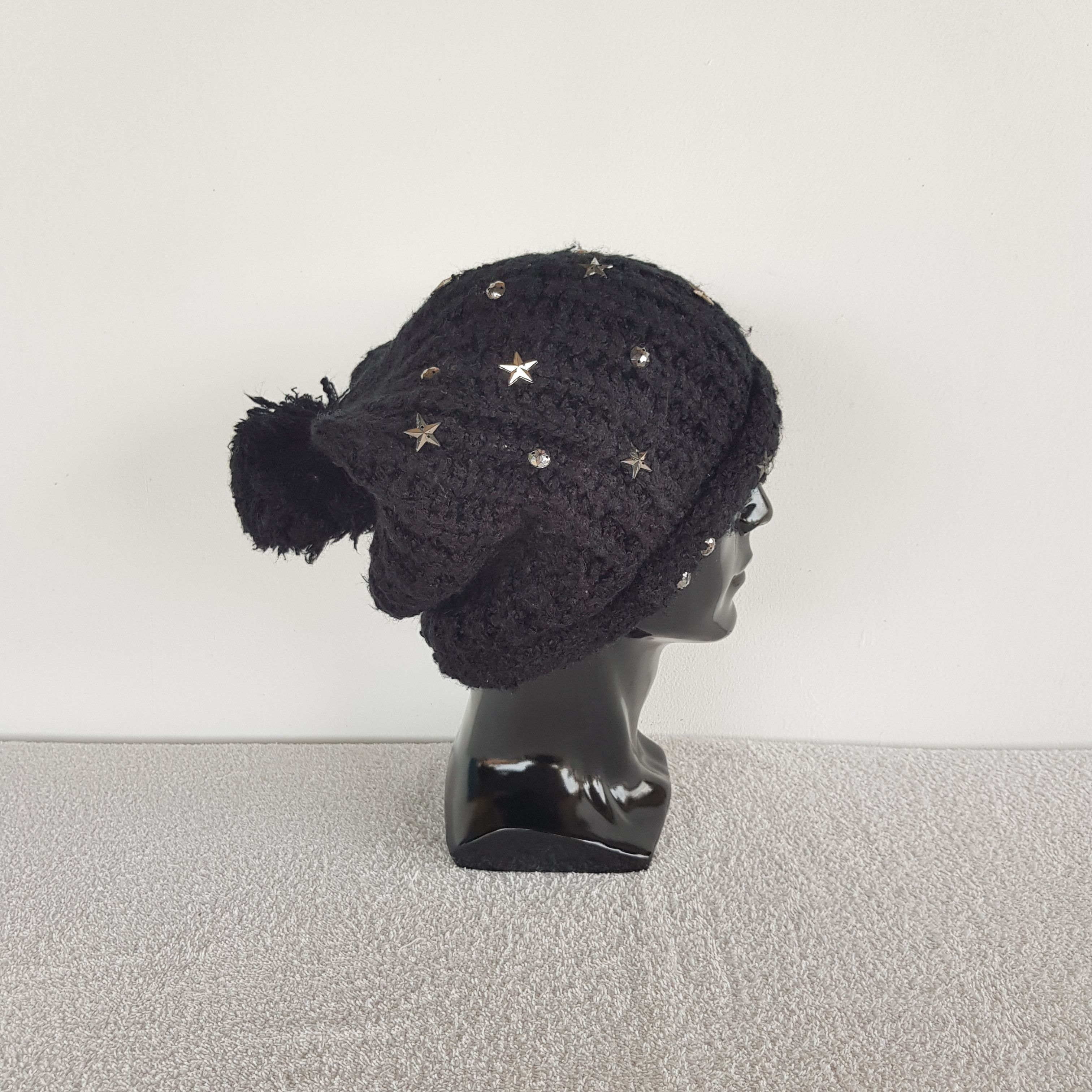 Japanese Brand Vintage Japanese Beanie Crochet Pom Pom Snow Caps Hats. Size ONE SIZE - 3 Thumbnail