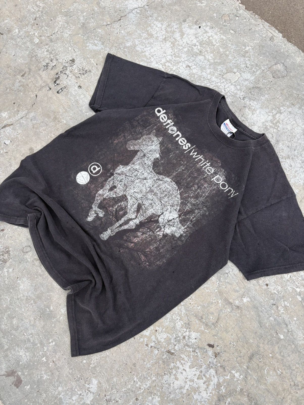 Band Tees Vintage Deftones 2000 Tour 20's White Pony T-Shirt Size US L / EU 52-54 / 3 - 4 Thumbnail
