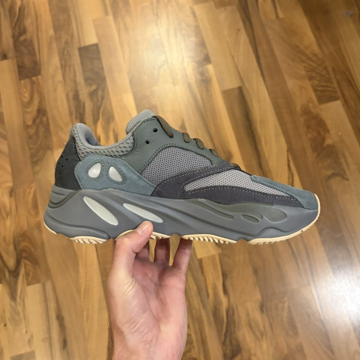 Adidas × Kanye West adidas Yeezy Boost 700 V1 Teal Blue Size US 6.5 / EU 39-40 - 4 Thumbnail
