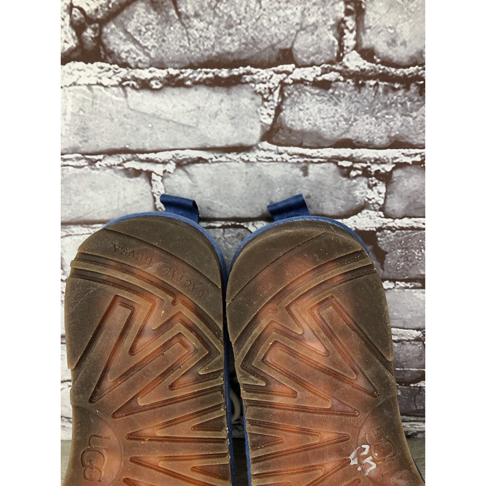 Ugg UGG Neumel Blue Fabric Fur WHT Lace Up Chukka Boots Men Sz 4 Size US 10 / EU 43 - 7 Thumbnail