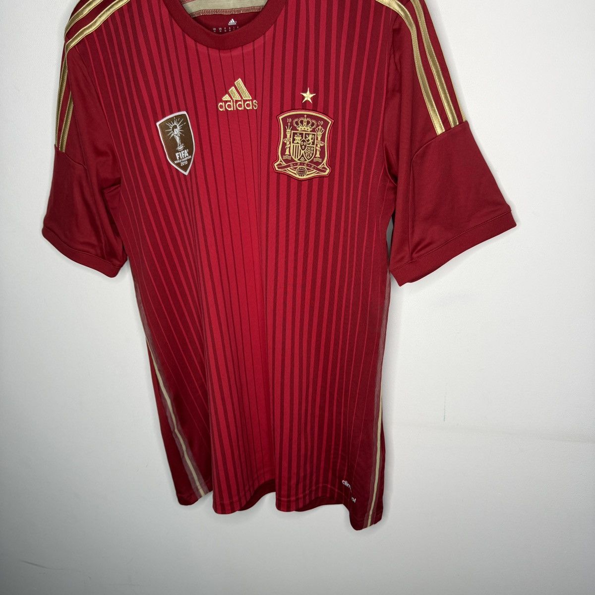 Adidas Adidas Spain 2014/15 Home Kit Fifa Champions Soccer Jersey Size US M / EU 48-50 / 2 - 2 Thumbnail