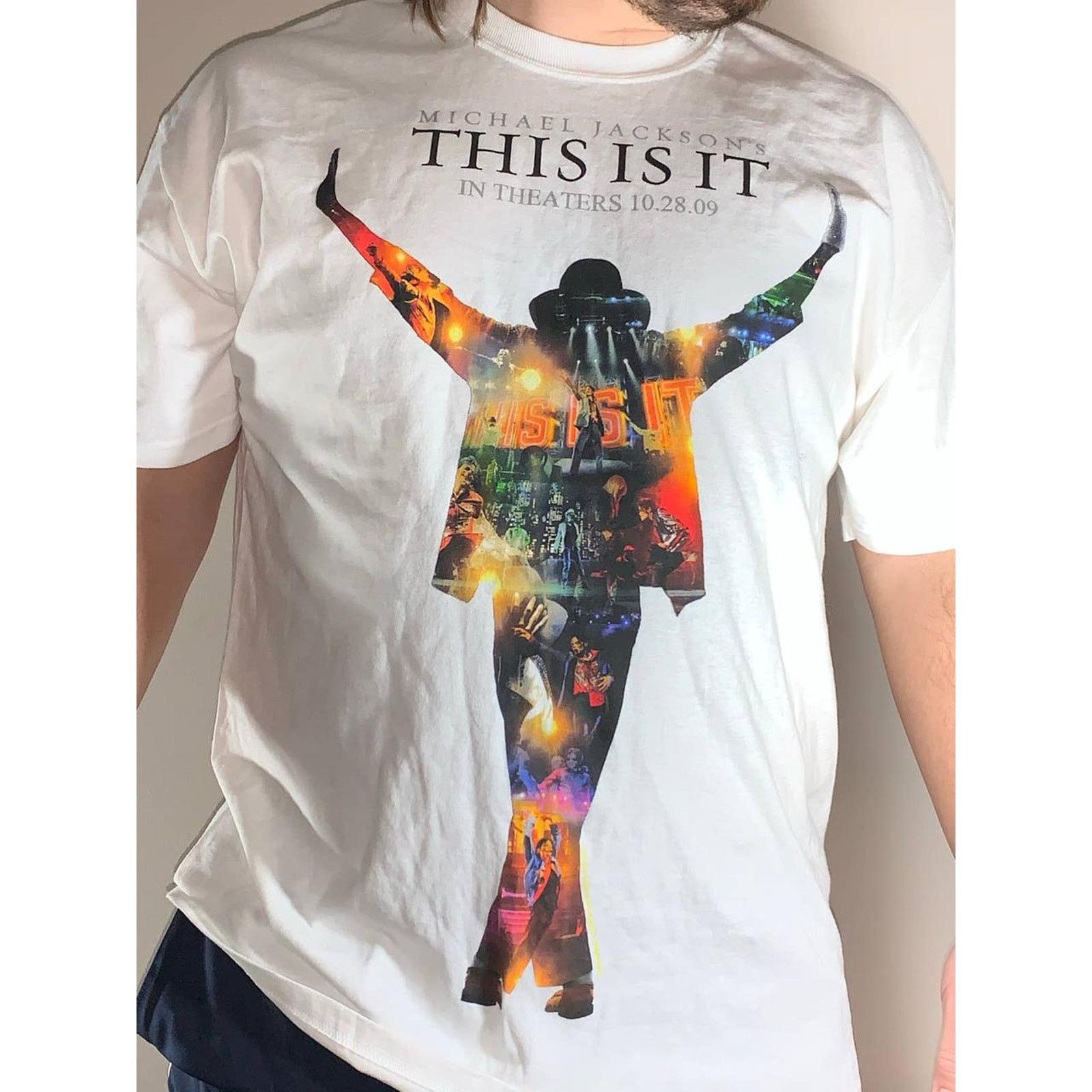 Gildan Copied - Michael Jackson this is it tour shirt 2009 size XL Size US XL / EU 56 / 4 - 1 Thumbnail