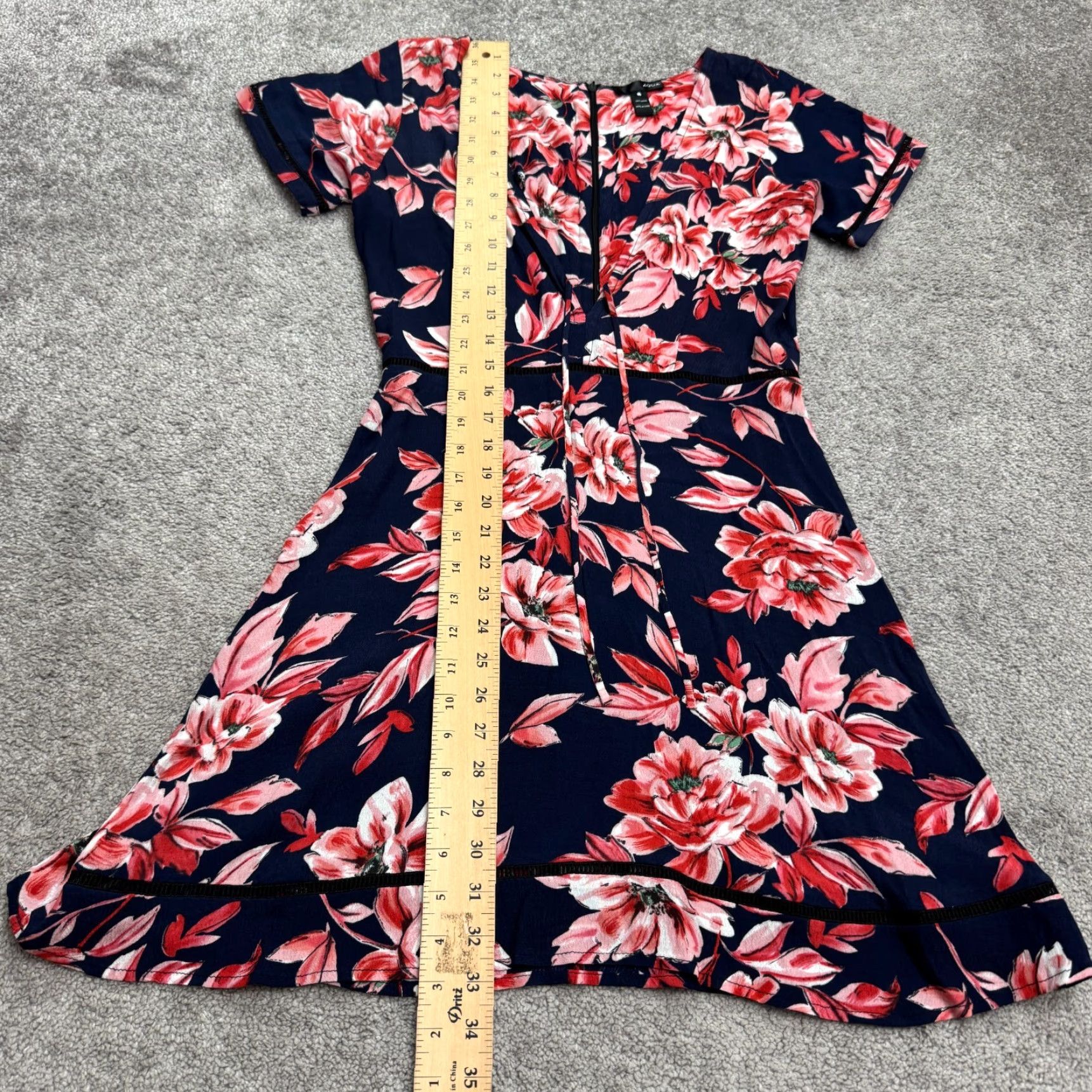 AQUA Aqua Floral Mini Dress Women M Navy Pink V-Neck Rayon Boho A-Line Short Sleeve Casual Beach Bohemian Flower Knit Pattern Multicolor Dress Size M / US 6-8 / IT 42-44 - 7 Thumbnail