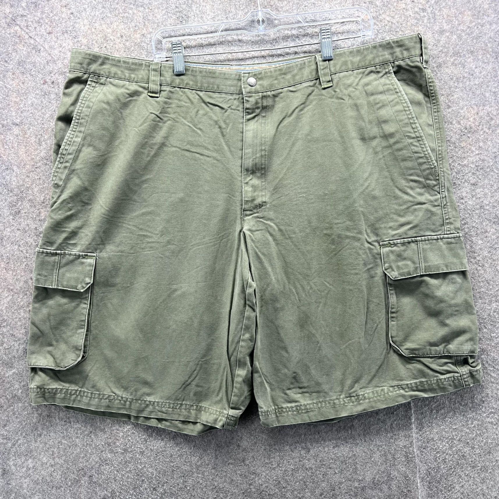 Vintage Columbia Cargo Shorts Mens 44 Big & Tall Green Flat Front Casual 12 Inseam Size US 44 / EU 60 - 2 Thumbnail